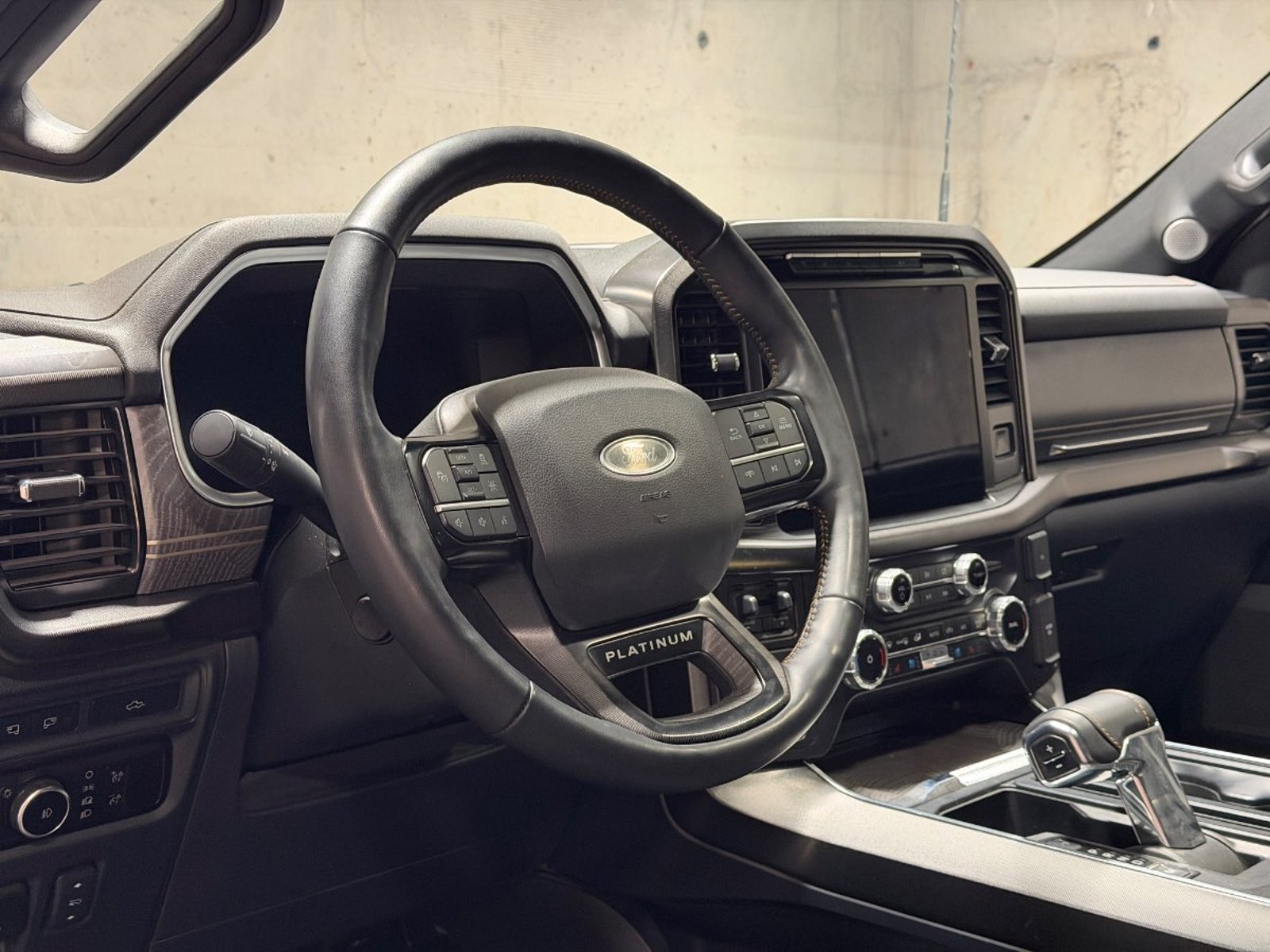 Ford F-150 3.5 PLATINUM HEV HYBRID DOB. CAB. 4X4 AT 4P 2024 - Imagen 13 de 20