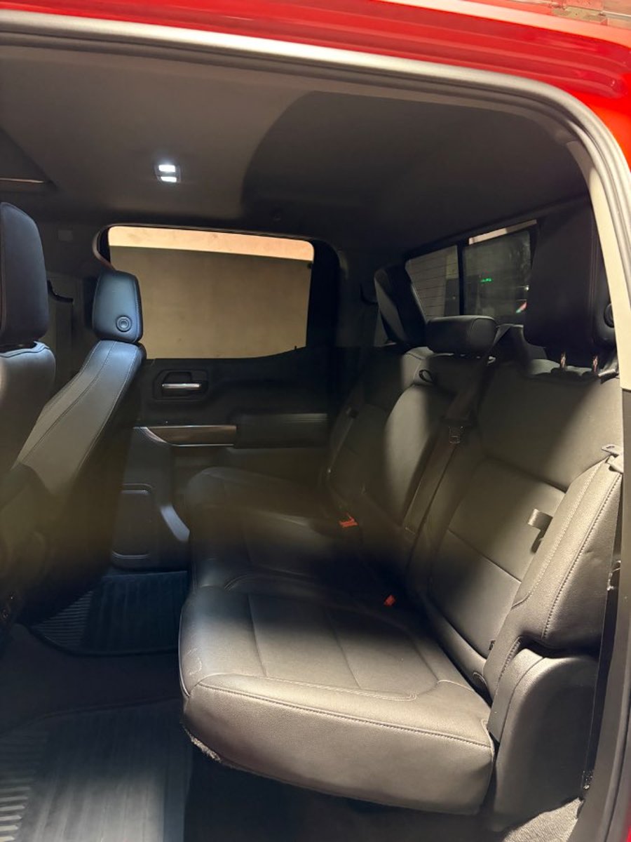 CHEVROLET SILVERADO 5.3 LT TRAILBOSS 4X4 Z71 AT 4P 2022 - Imagen 13 de 18