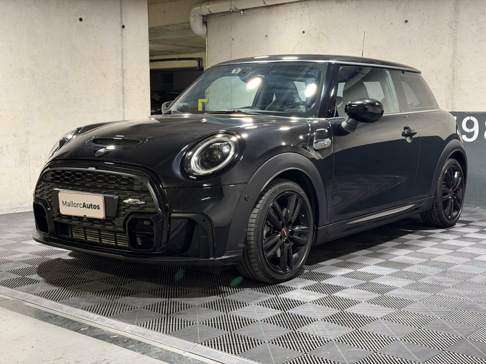 Mini COOPER 2.0 S JCW PACKAGE 4X2 HB AT 3P 2024 - Foto 3 de 19