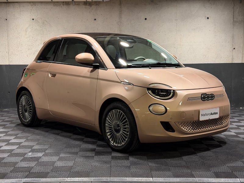 Fiat 500 ELECTRICO 4X2 AT ЗP 2026