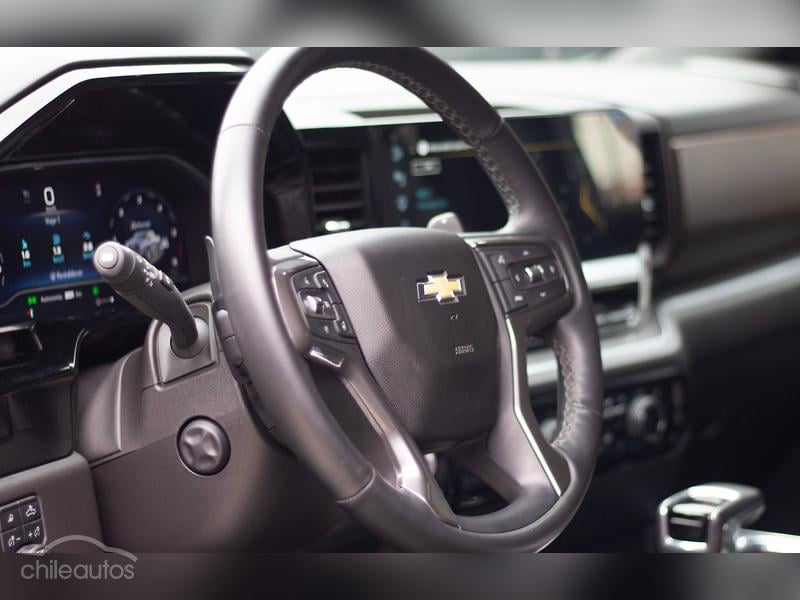 Chevrolet Silverado 2025 - Imagen 14 de 15