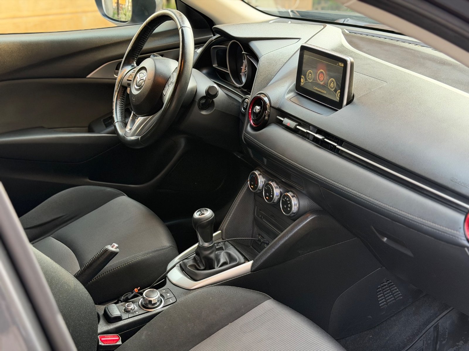 MAZDA CX-3 2017 - Imagen 8 de 11