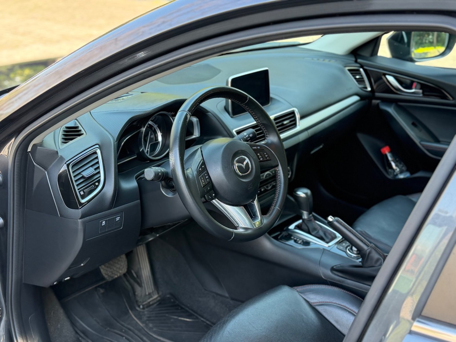 Mazda Mazda3 Sport 2017 - Imagen 6 de 12
