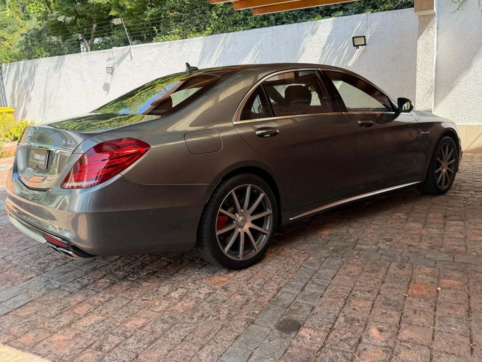 Mercedes-Benz S63 AMG 2017 - Foto 2 de 16