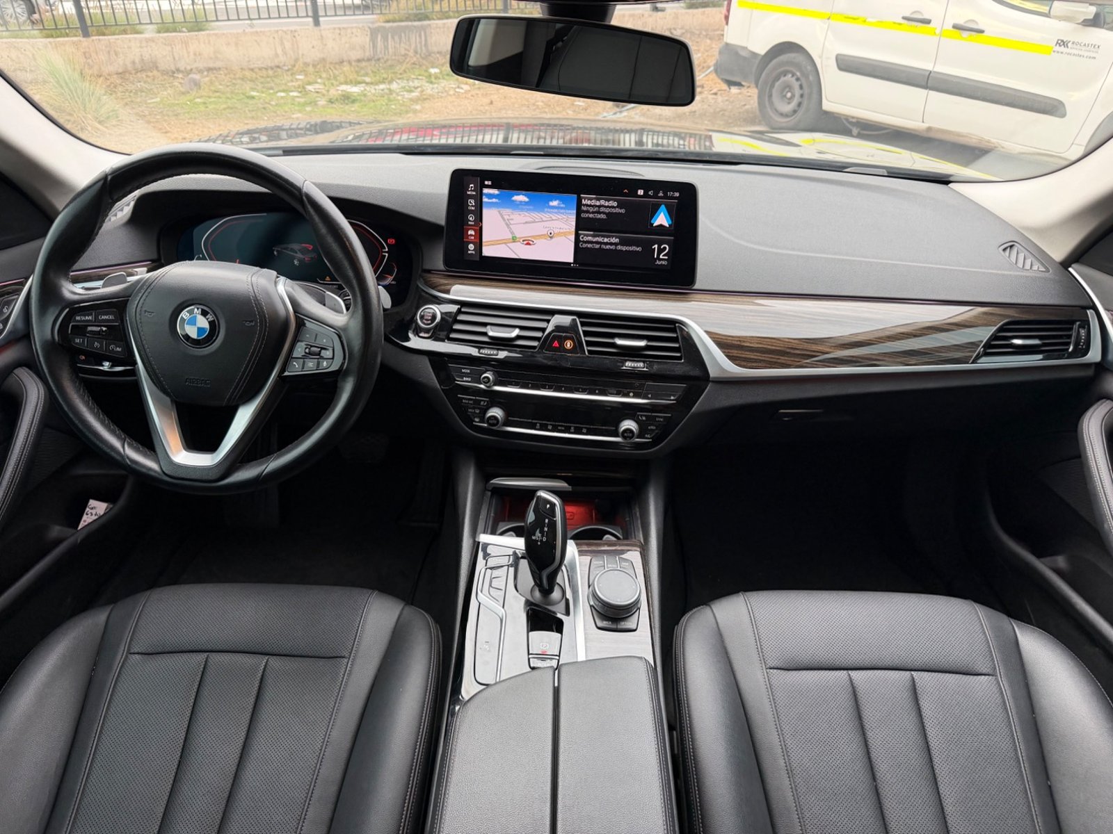 BMW 520 2022 - Imagen 10 de 12