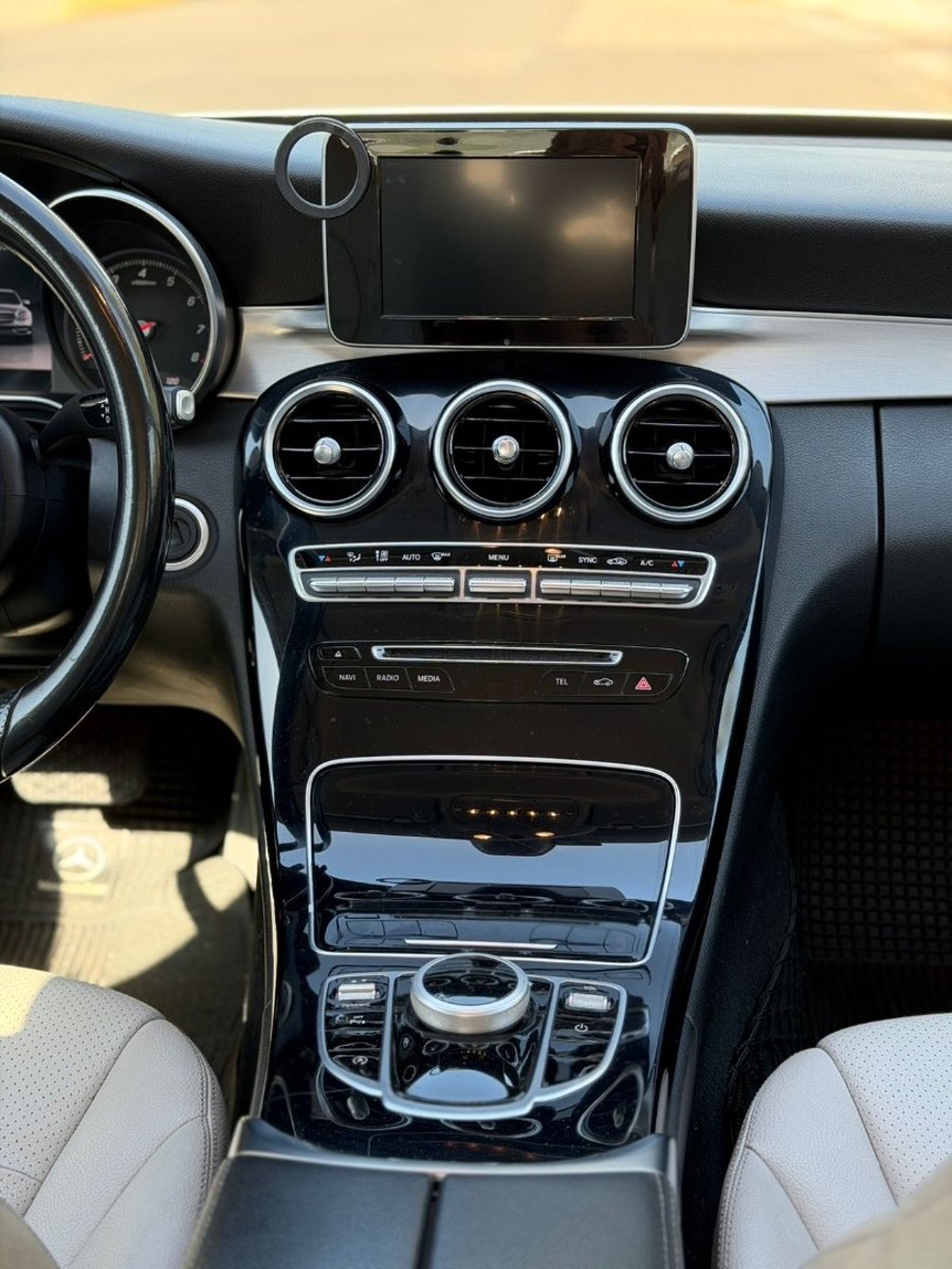 Mercedes-Benz C180 2016 - Imagen 11 de 11