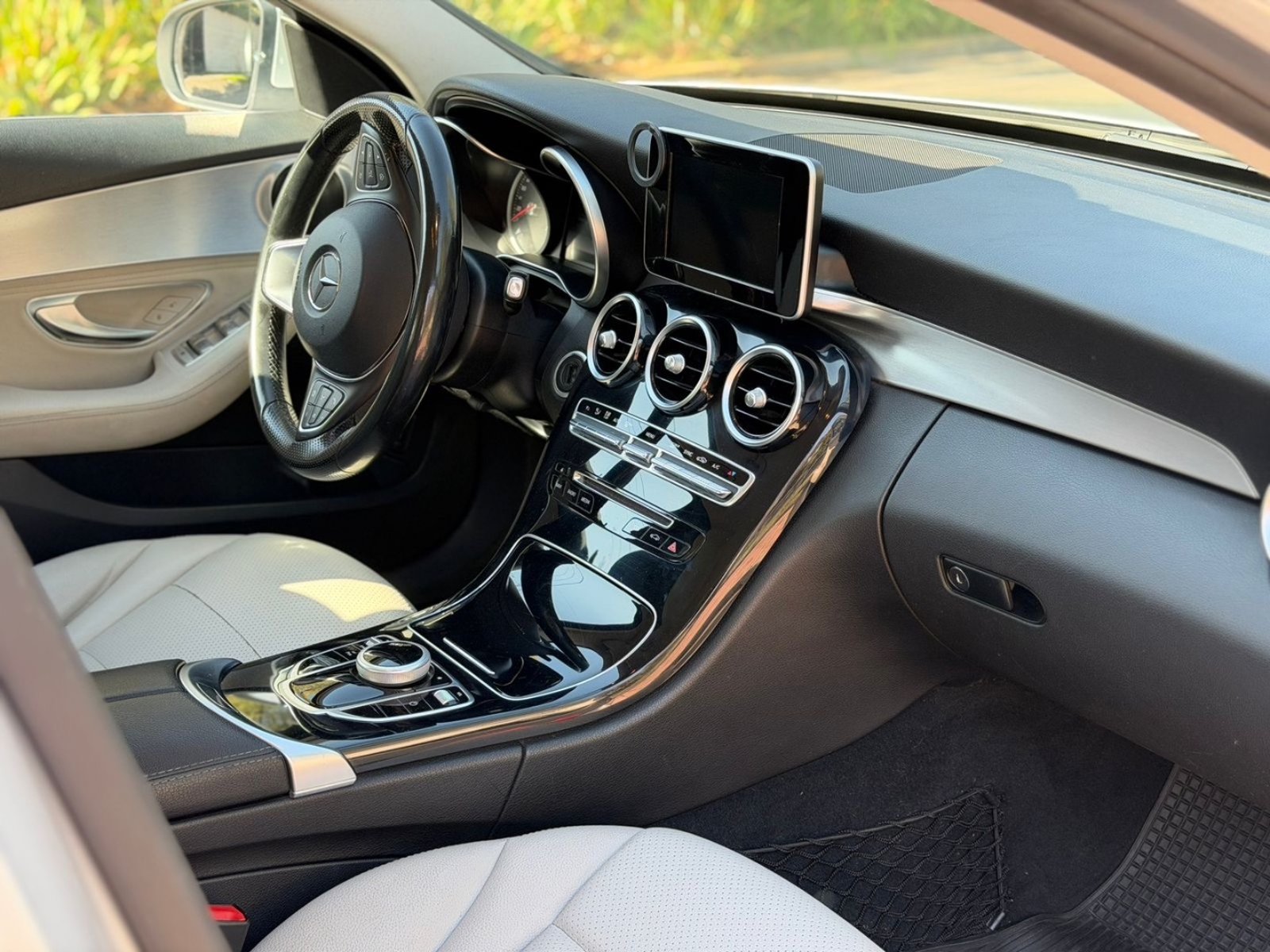 Mercedes-Benz C180 2016 - Imagen 7 de 11