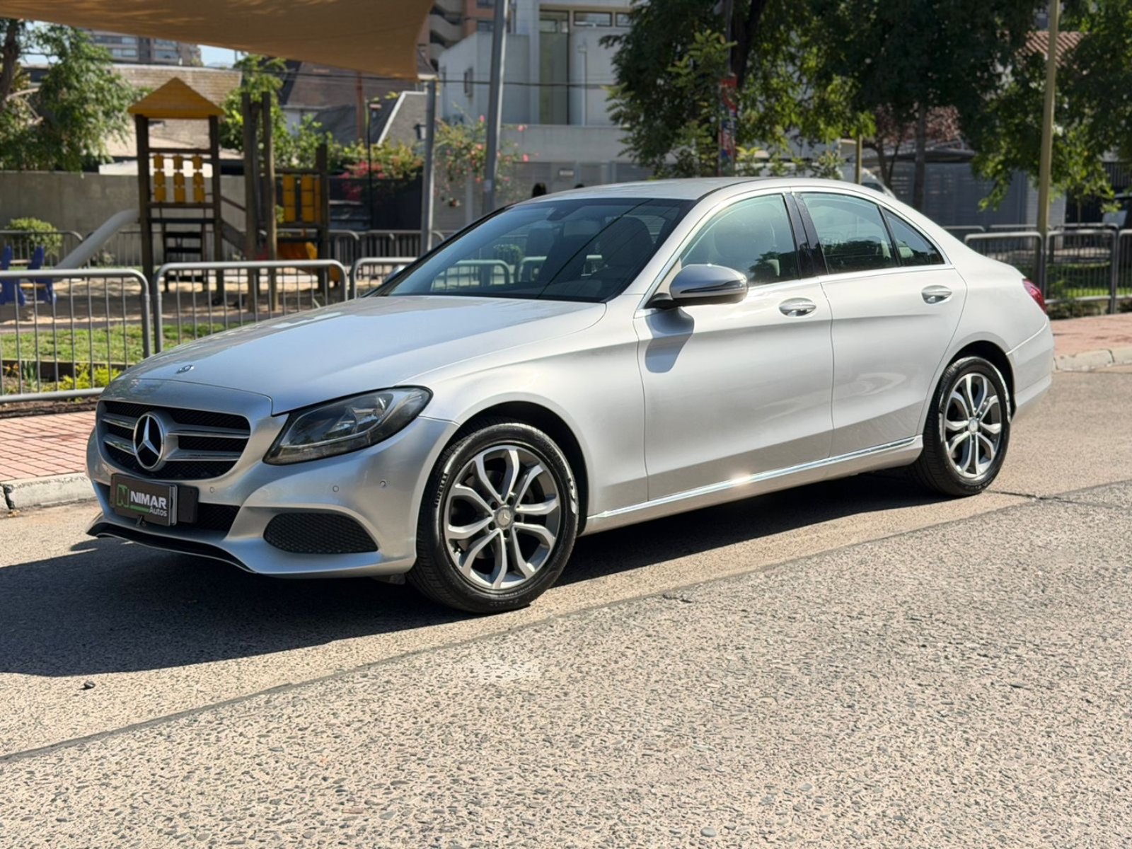 Mercedes-Benz C180 2016 - Foto 5 de 11