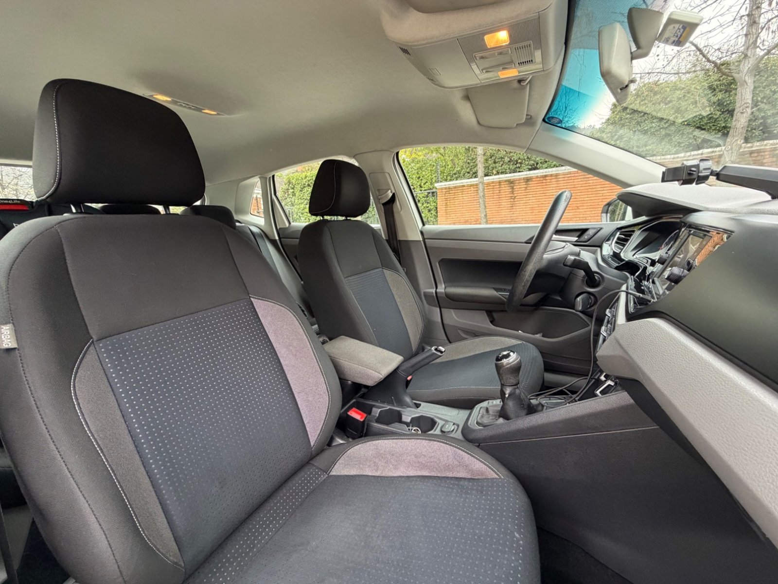 Volkswagen POLO 2019 - Imagen 9 de 11