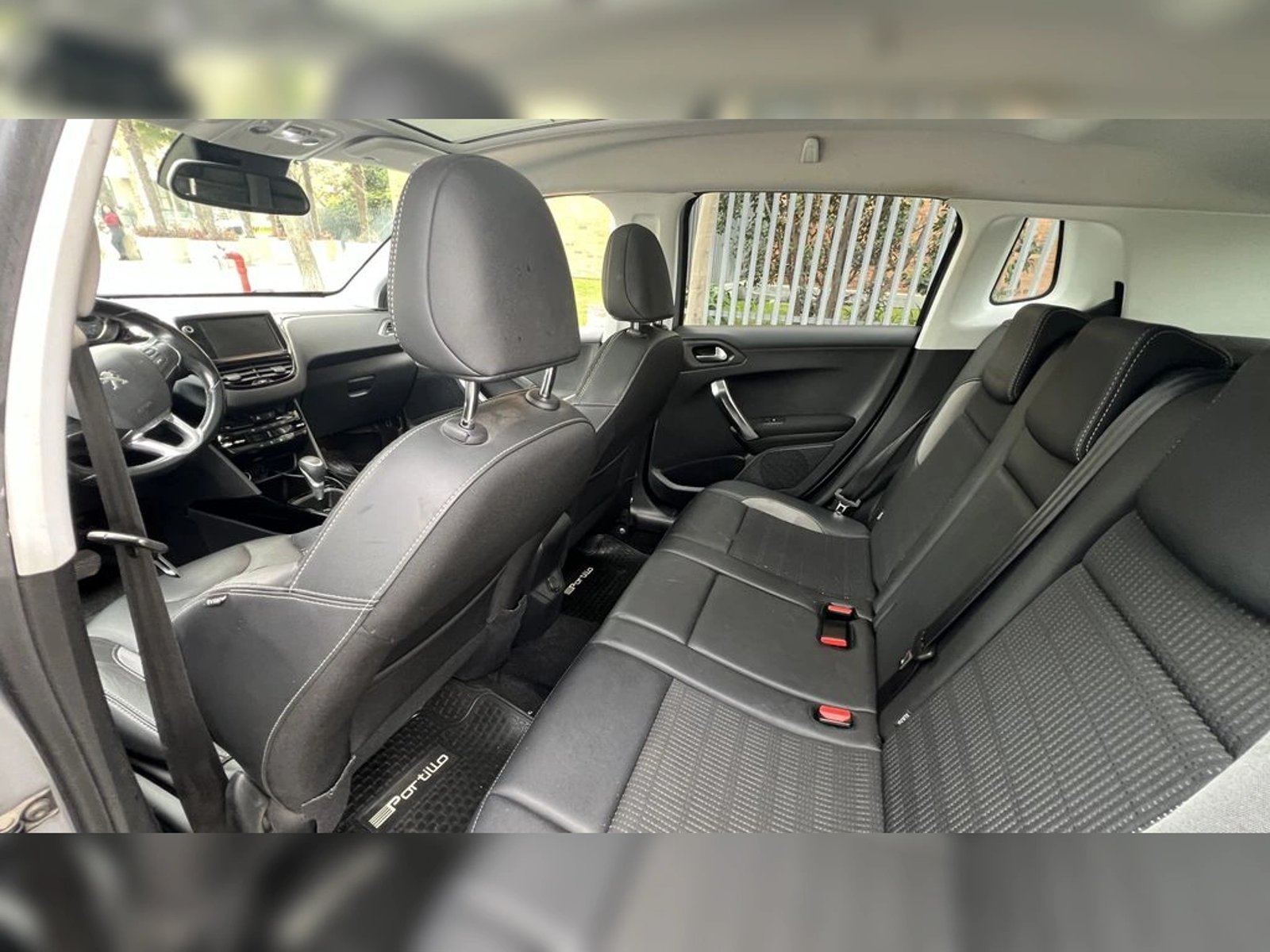 Peugeot 2008 2017 - Imagen 9 de 16