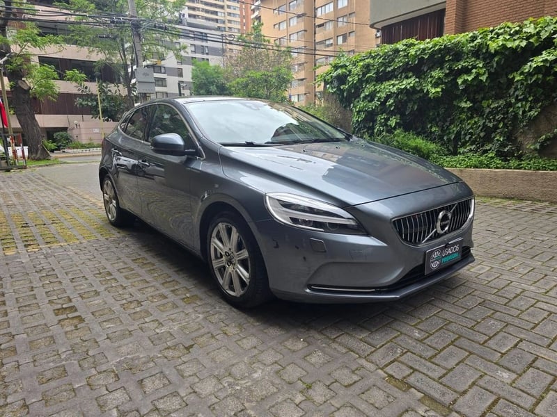 Volvo V40 2019 - Imagen 3 de 20