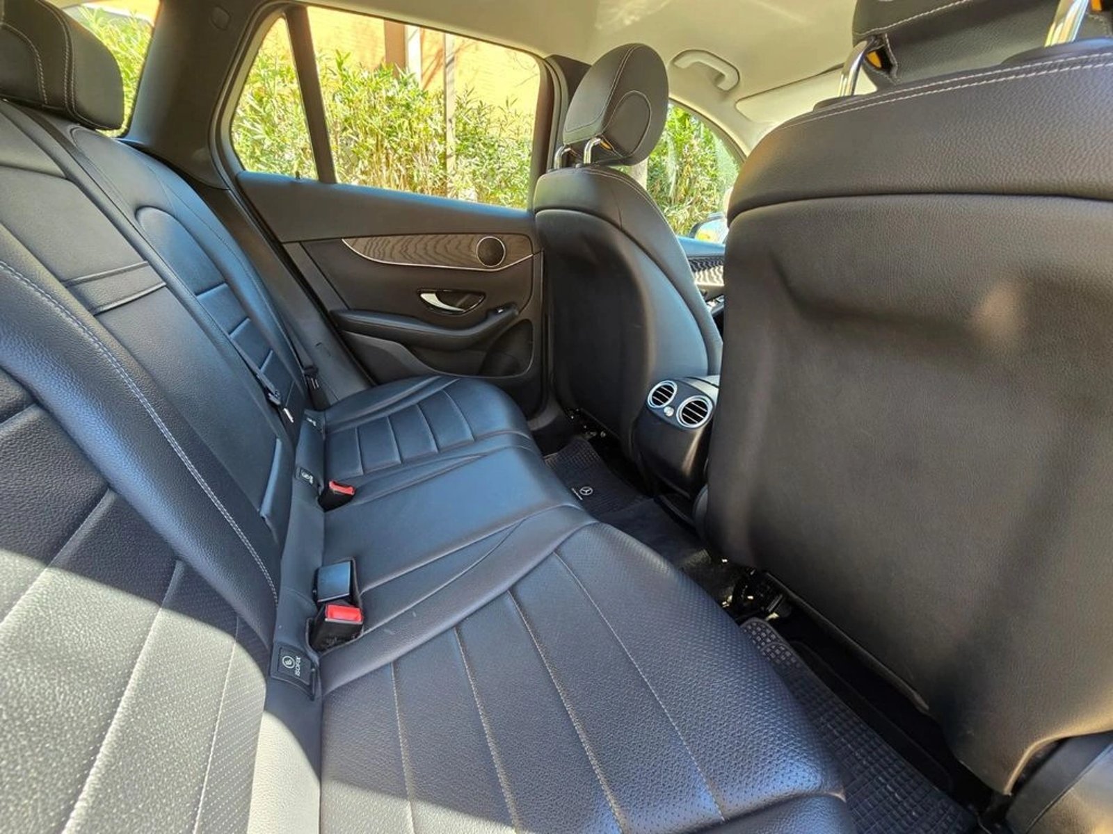 Mercedes-Benz GLC 220 2019 - Imagen 15 de 20
