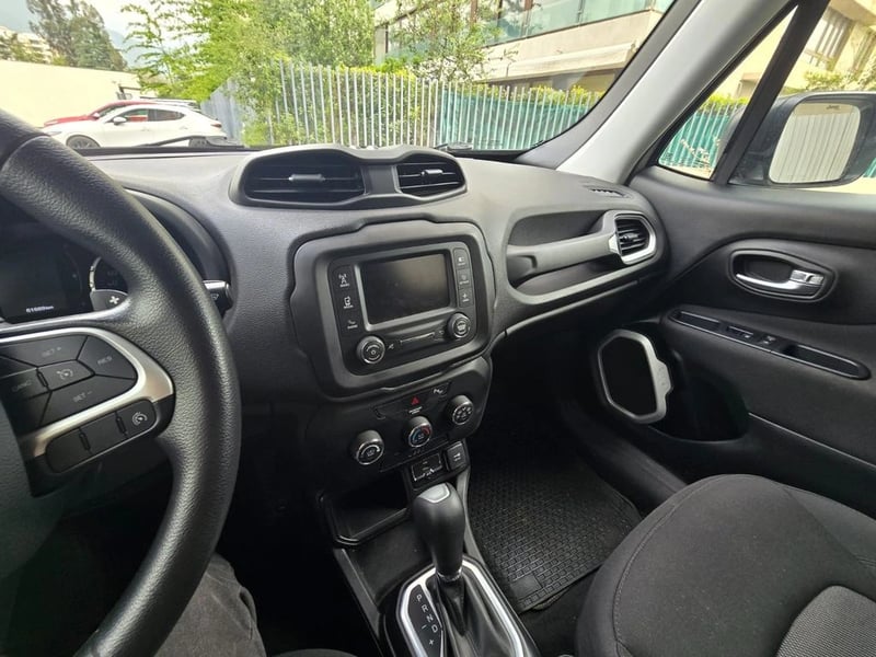 Jeep RENEGADE 2020 - Imagen 15 de 16