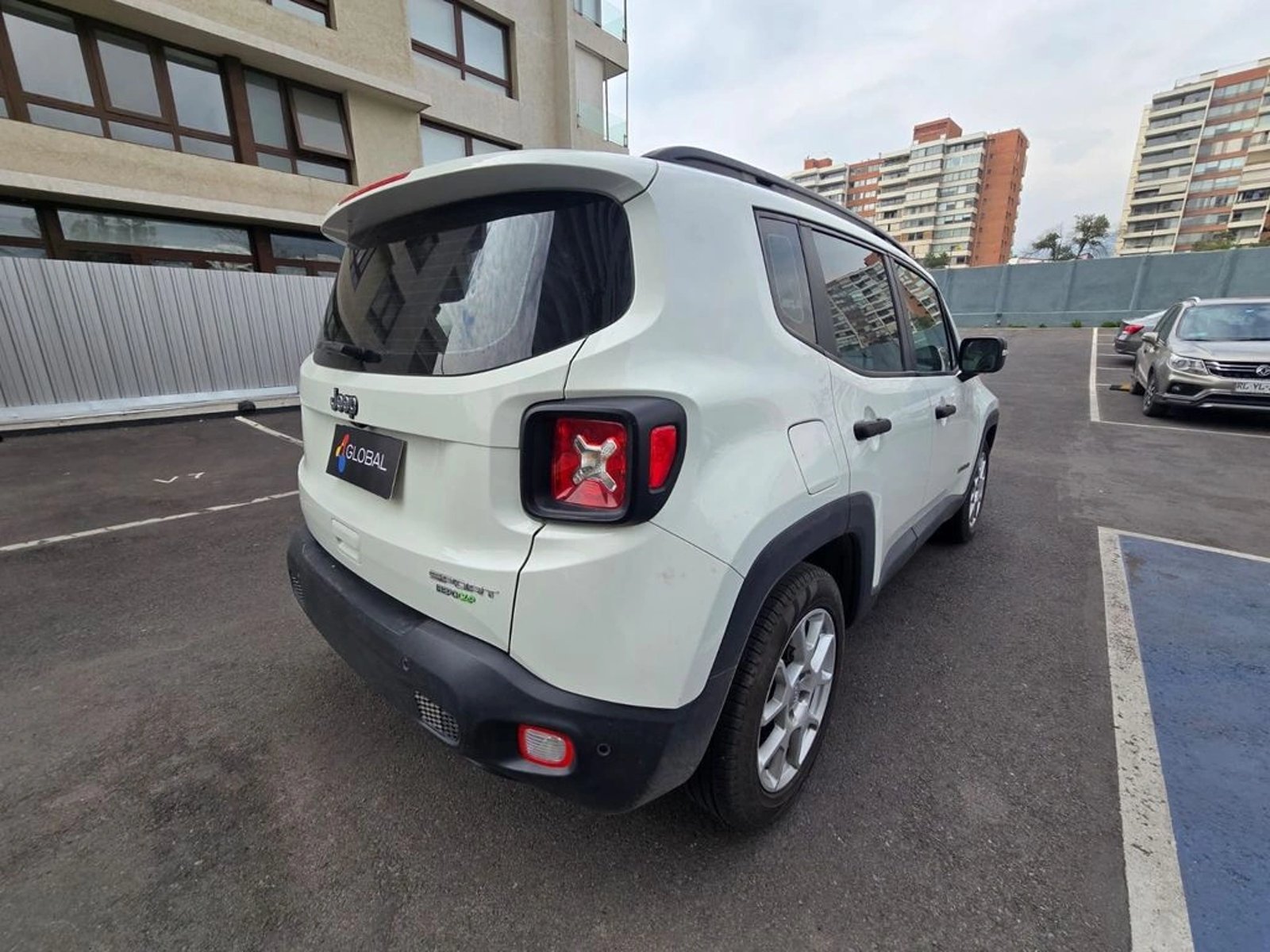 Jeep RENEGADE 2020 - Foto 5 de 16