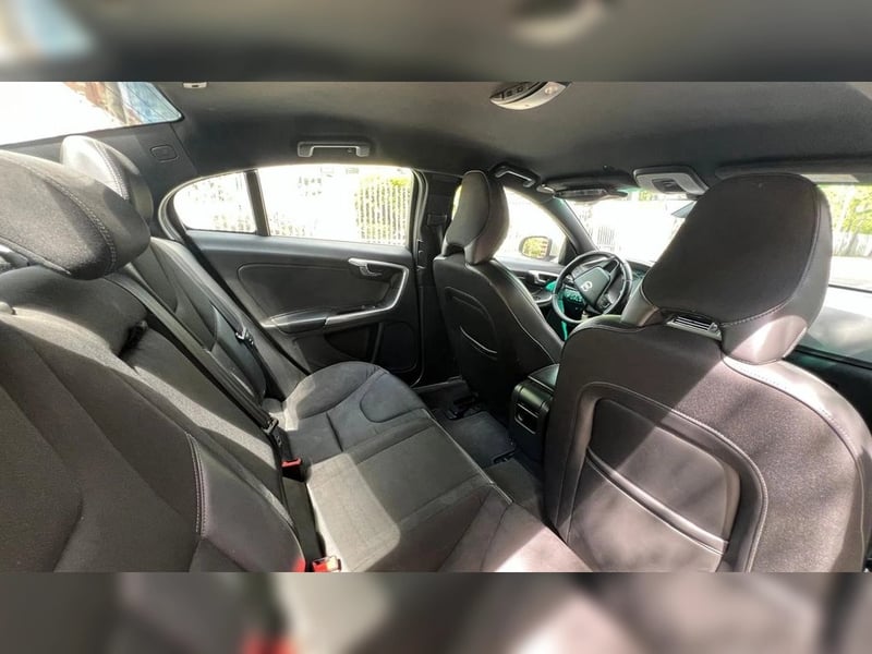 Volvo S60 2018 - Imagen 12 de 15