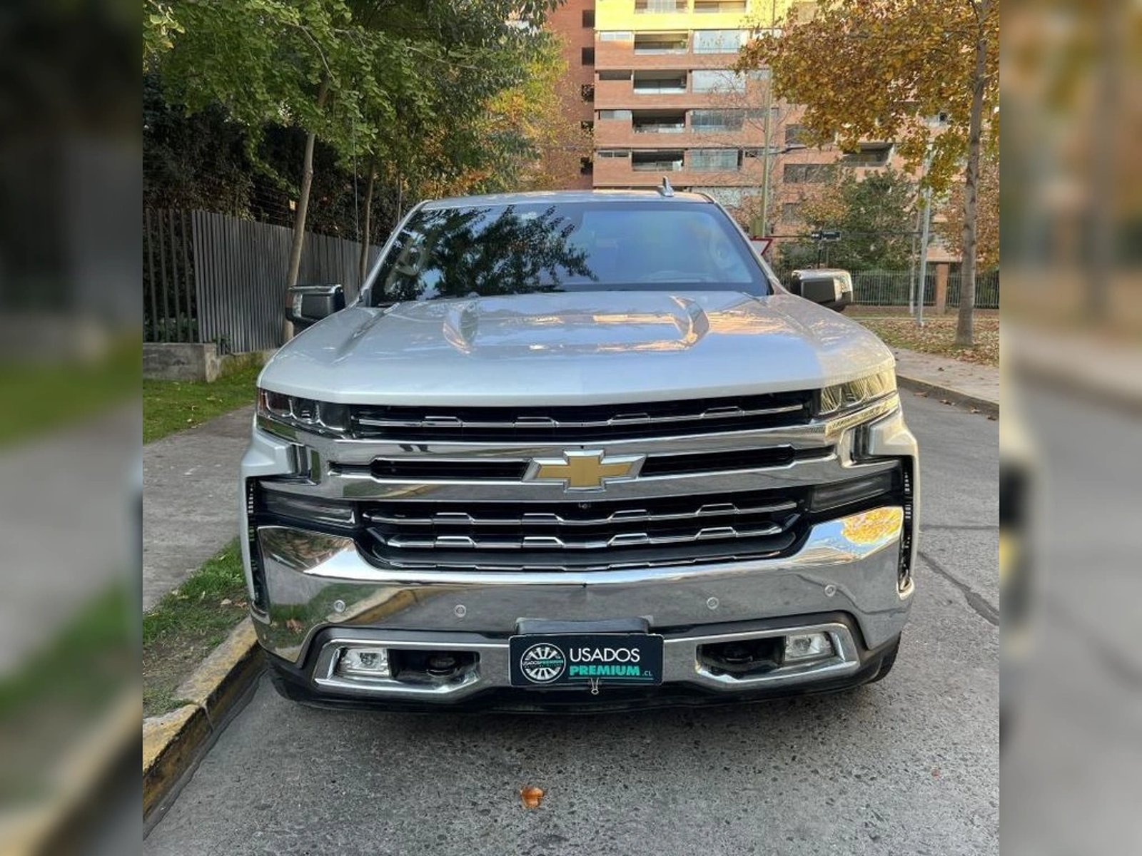 Chevrolet SILVERADO 2021 - Foto 2 de 20