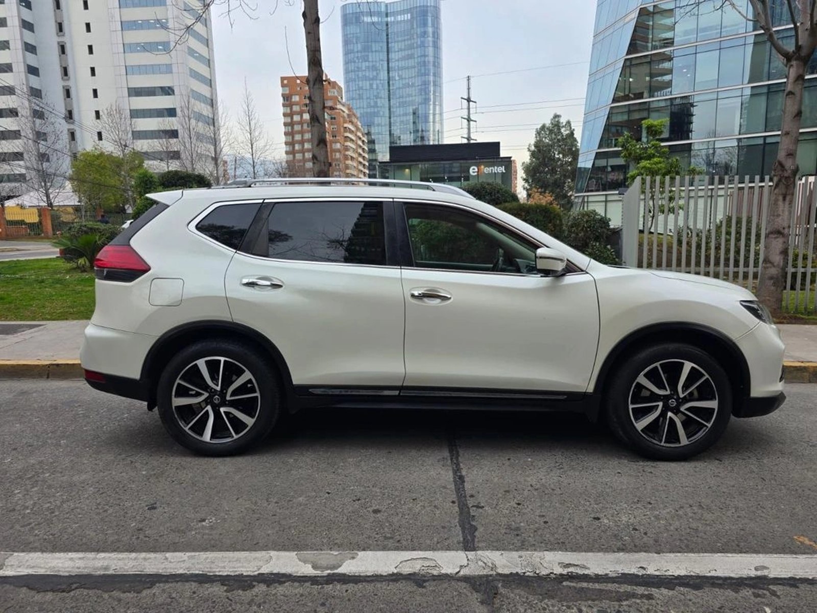 Nissan X-TRAIL 2021 - Foto 4 de 20