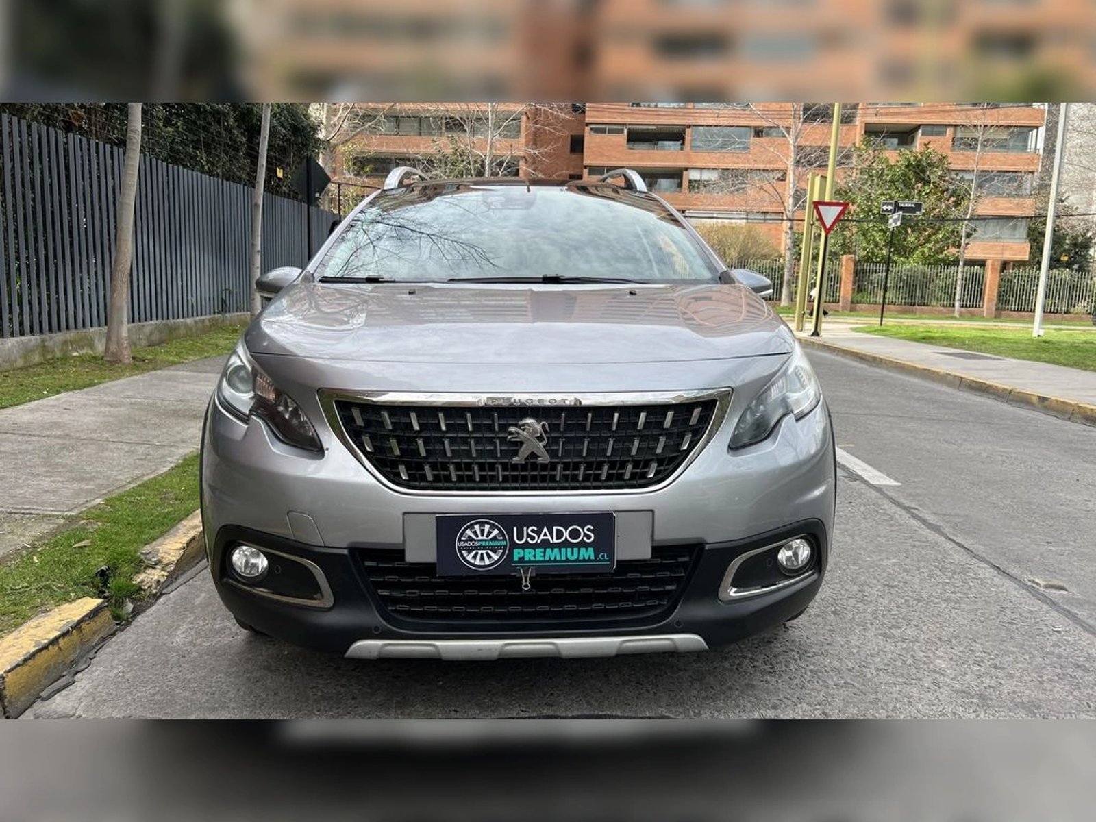 Peugeot 2008 2017 - Foto 2 de 16