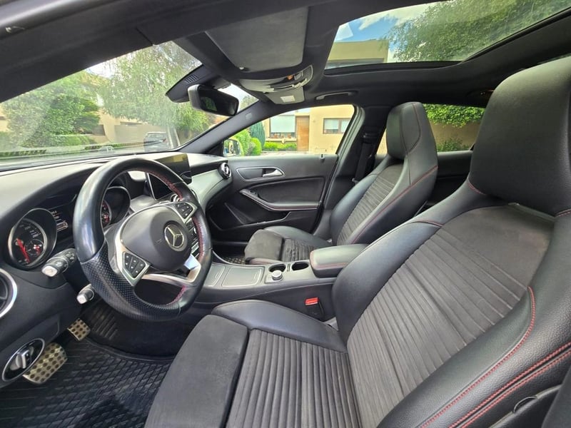 Mercedes-Benz GLA 220 D 2019 - Imagen 10 de 15