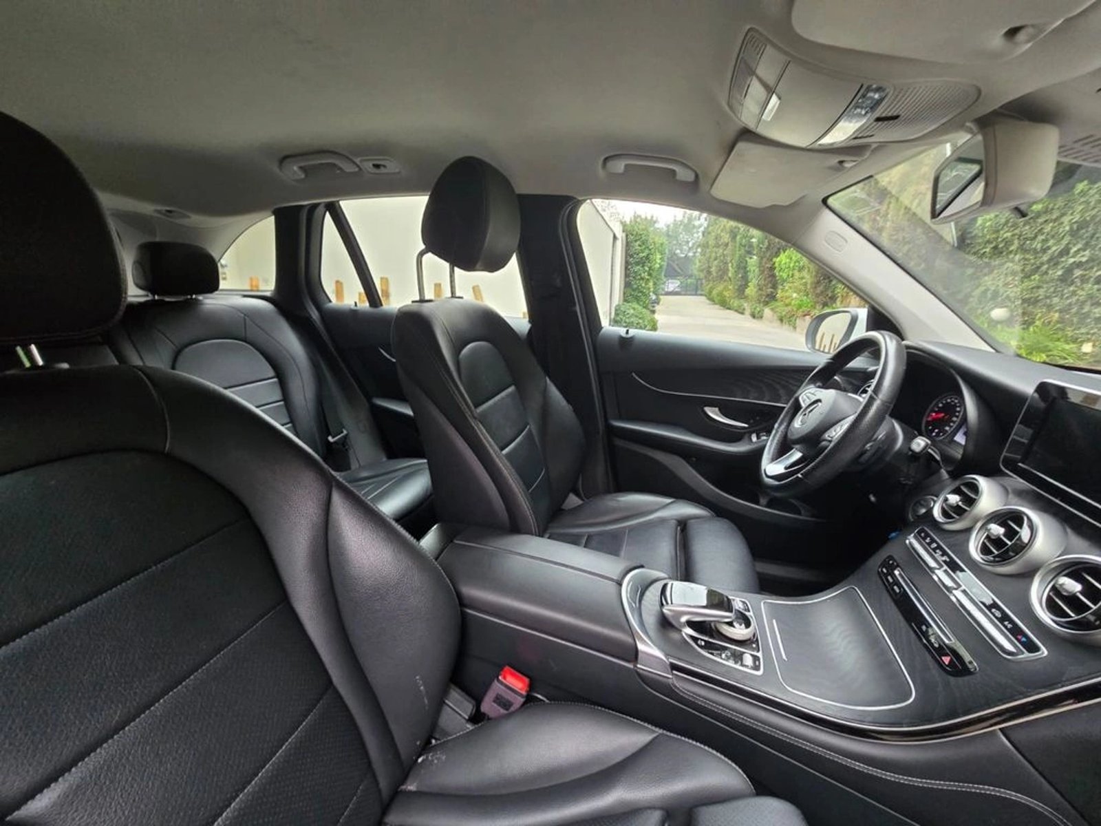 Mercedes-Benz GLC 220 2020 - Imagen 11 de 14