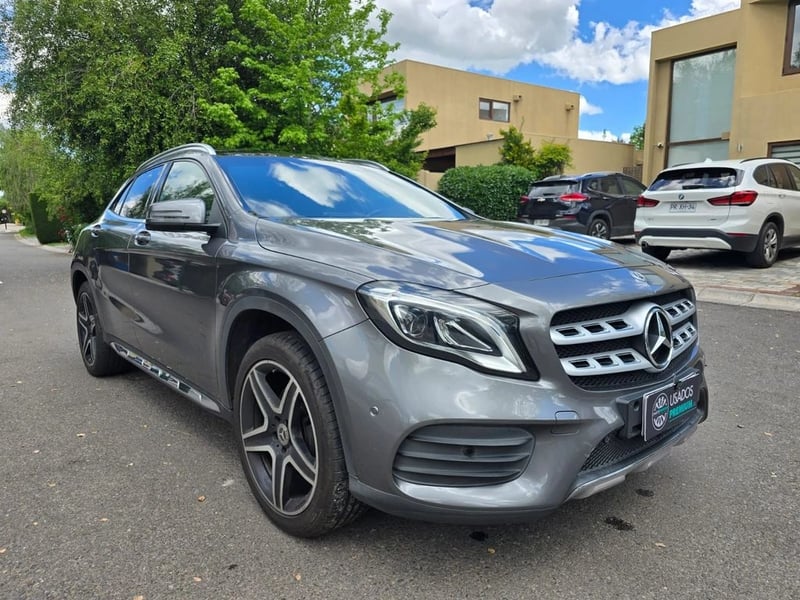 Mercedes-Benz GLA 220 D 2019 - Imagen 3 de 15