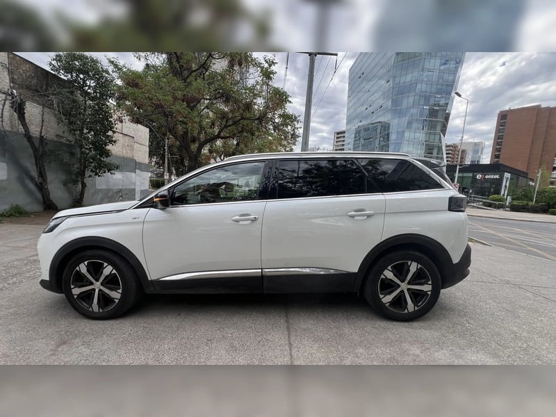 Peugeot 5008 2022 - Imagen 8 de 15