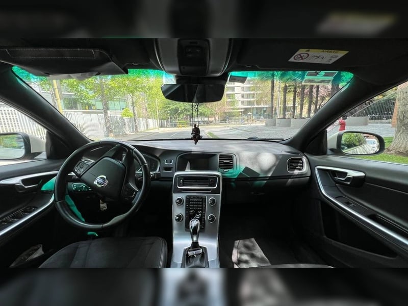 Volvo S60 2018 - Imagen 10 de 15