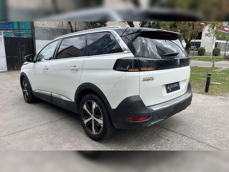 Peugeot 5008 2022 - Imagen 7 de 15
