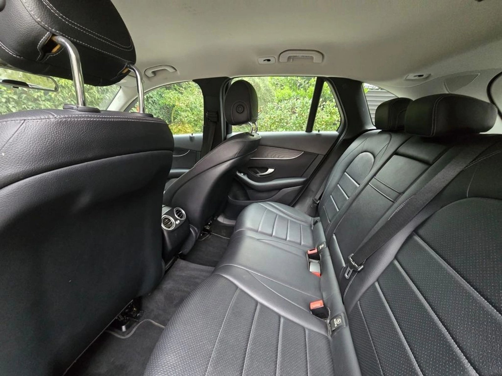 Mercedes-Benz GLC 220 2020 - Imagen 8 de 14