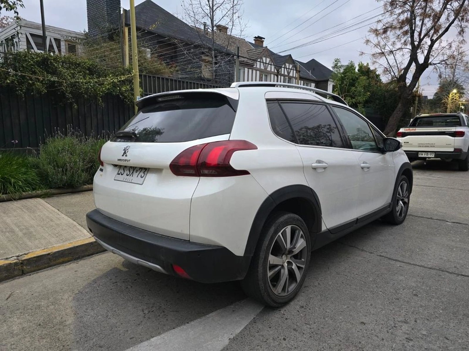 Peugeot 2008 2020 - Imagen 6 de 15
