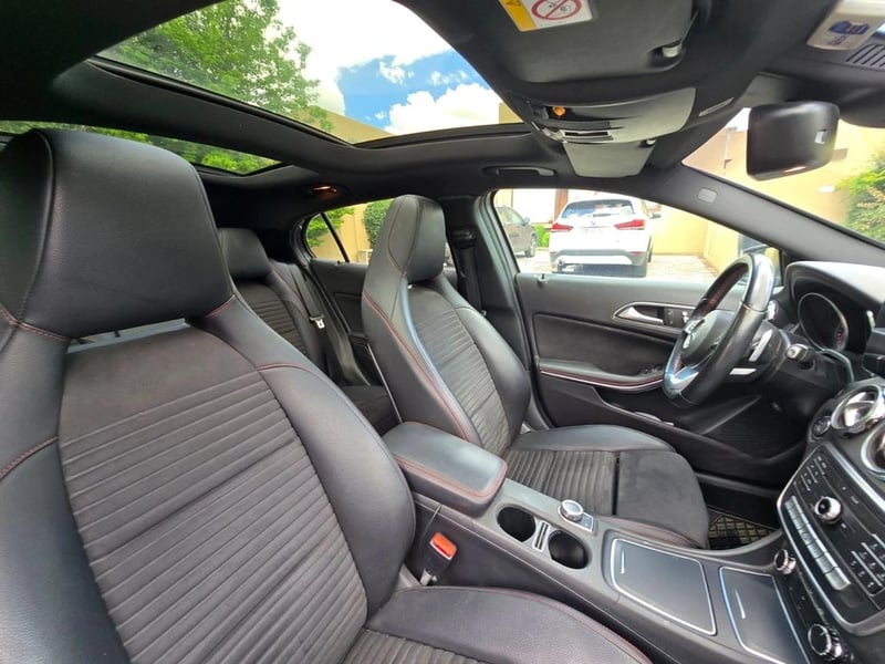 Mercedes-Benz GLA 220 D 2019 - Imagen 13 de 15