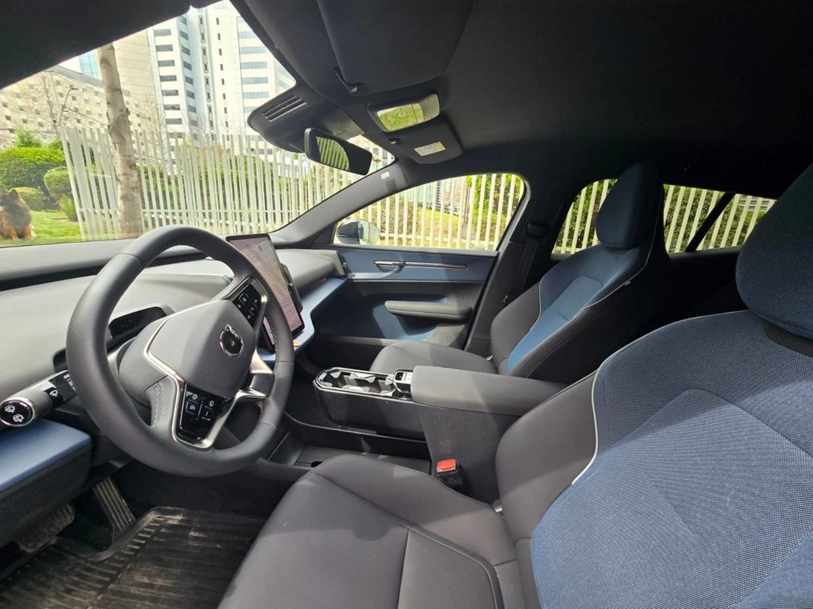 Volvo EX30 2026 - Imagen 16 de 18
