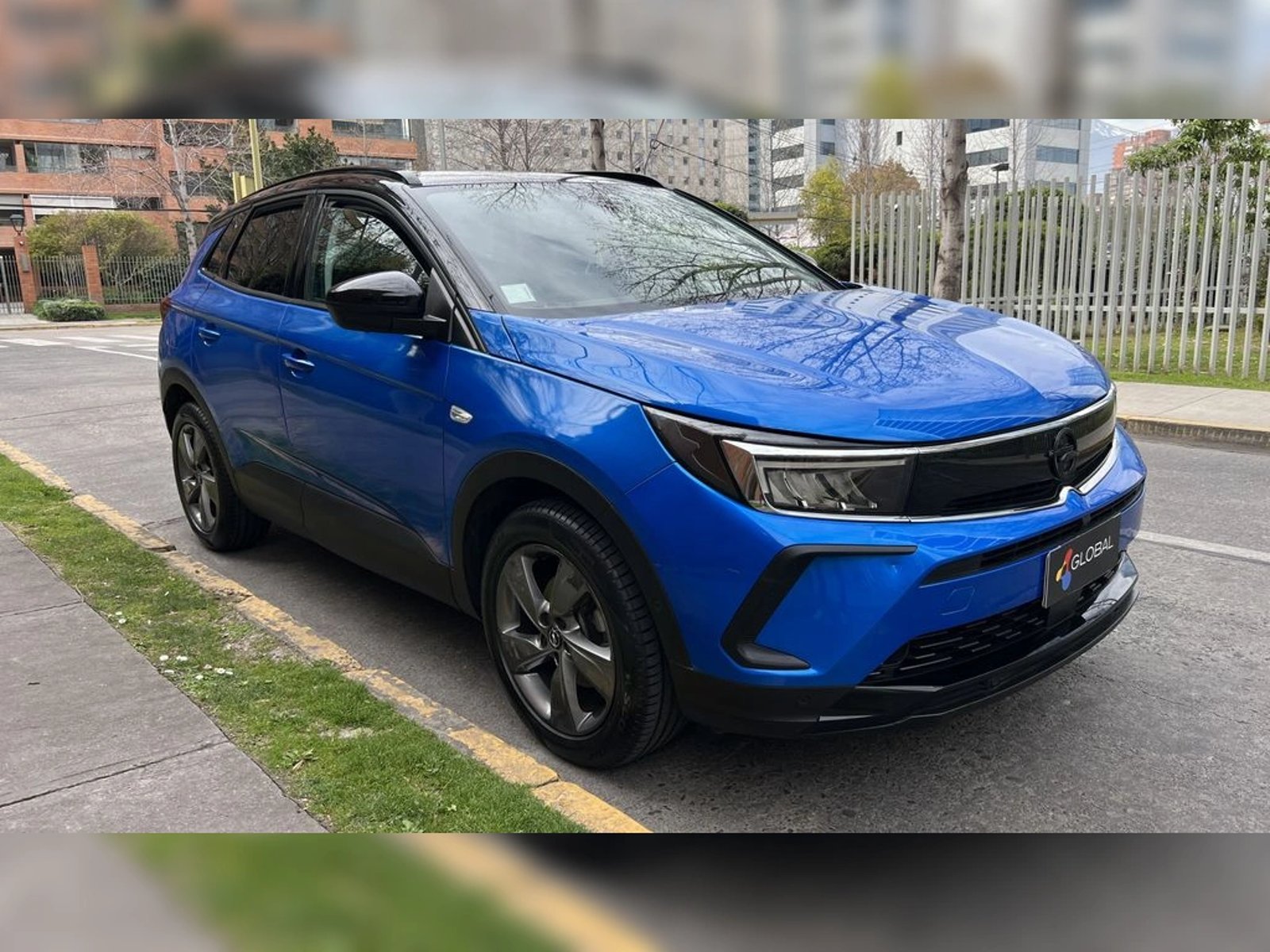 Opel GRANDLAND 2023 - Imagen 3 de 16