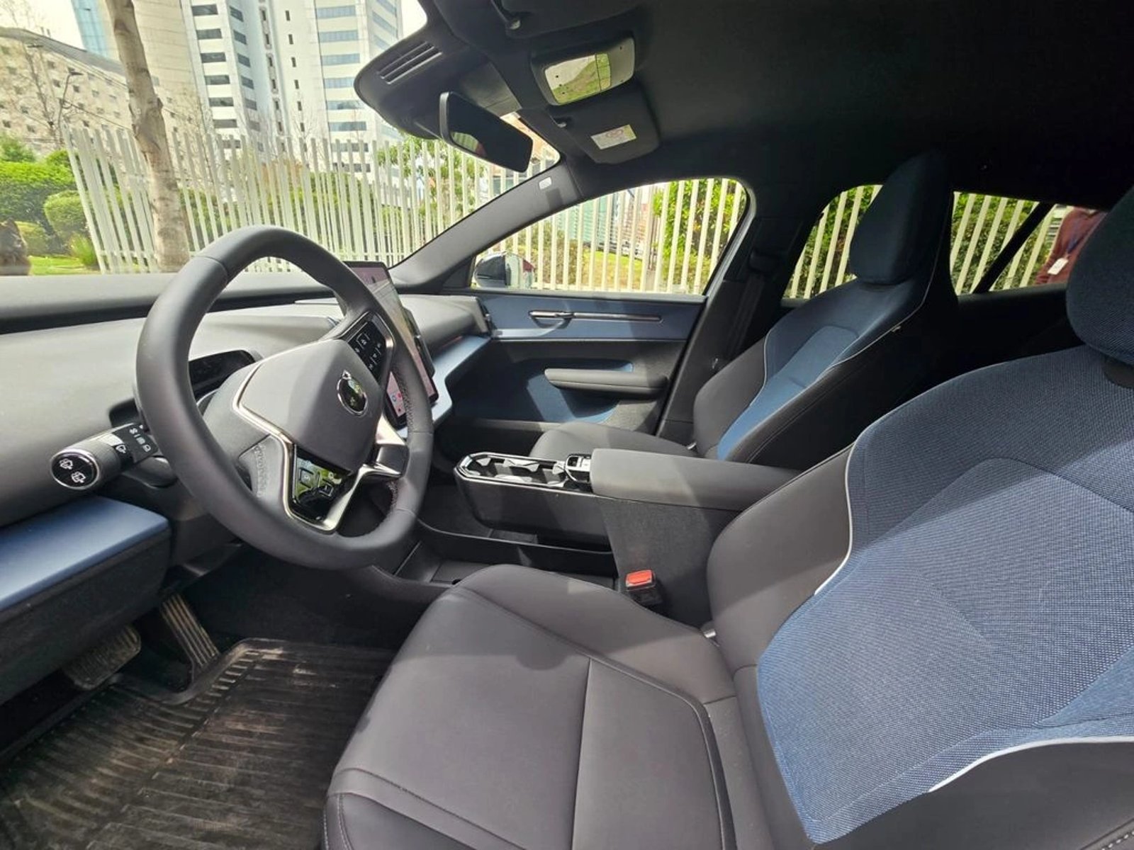 Volvo EX30 2026 - Imagen 14 de 18
