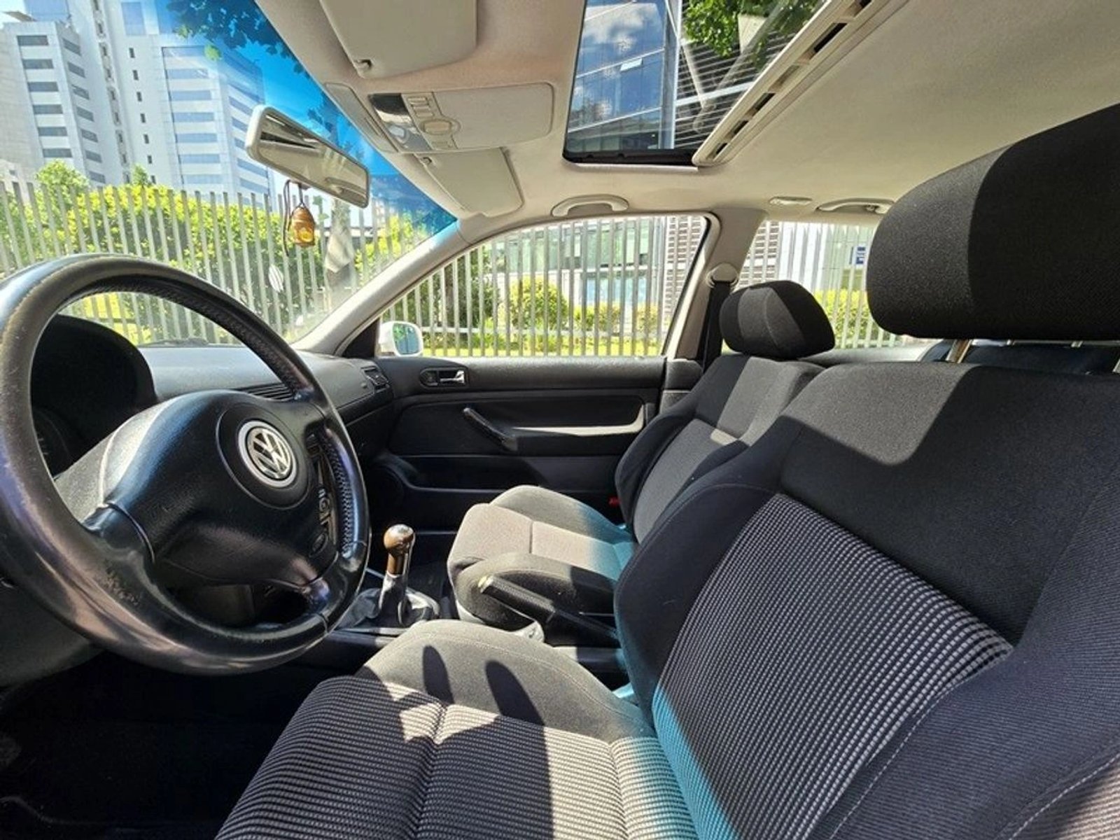 Volkswagen GOLF 2002 - Imagen 14 de 20