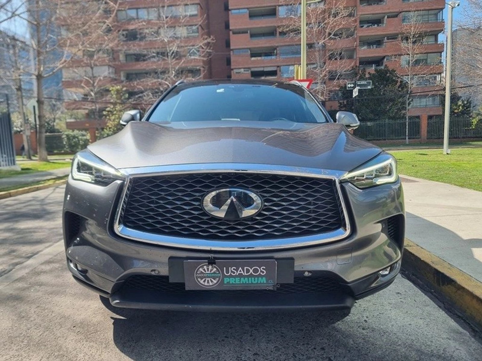 Infiniti QX50 2019 - Foto 2 de 17
