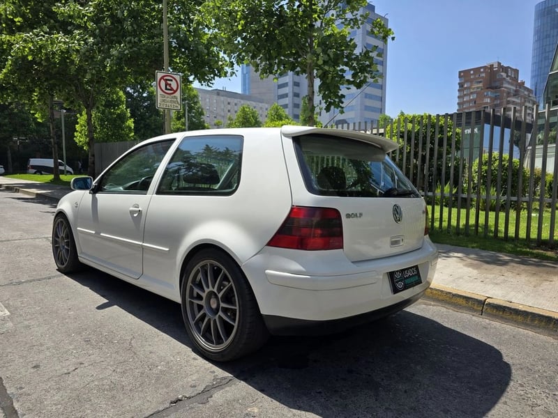 Volkswagen GOLF 2002 - Imagen 10 de 20