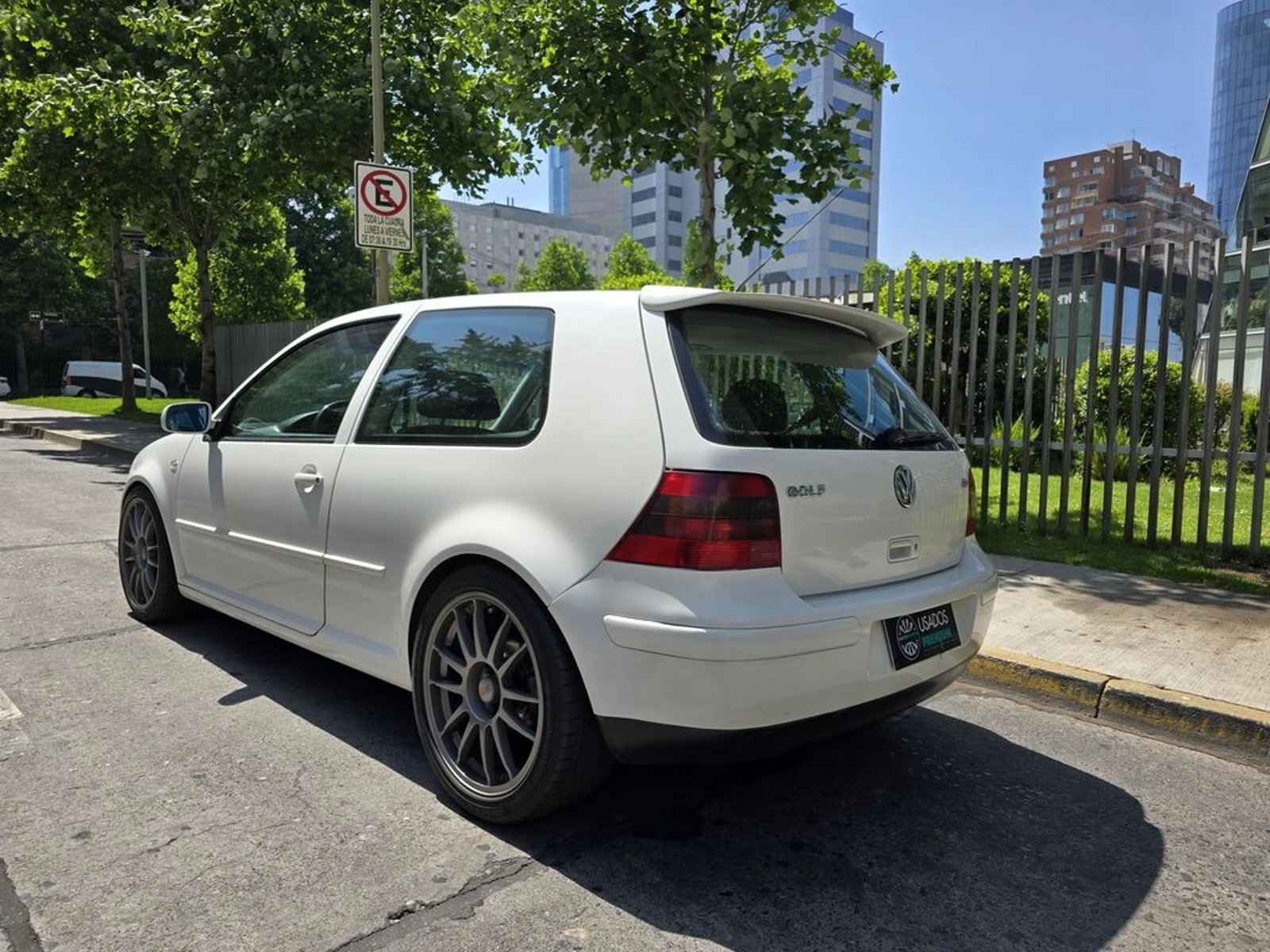 Volkswagen GOLF 2002 - Imagen 10 de 20