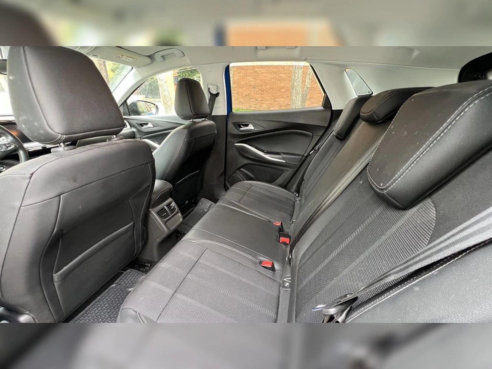 Opel GRANDLAND 2023 - Imagen 9 de 16