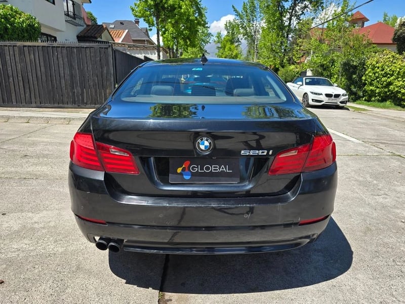 BMW 520 2014 - Imagen 6 de 16