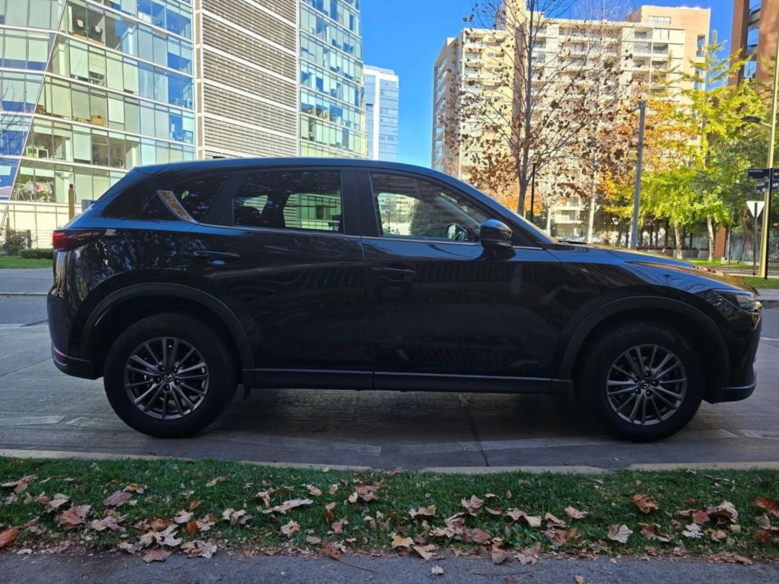 Mazda CX-5 2020 - Imagen 6 de 13