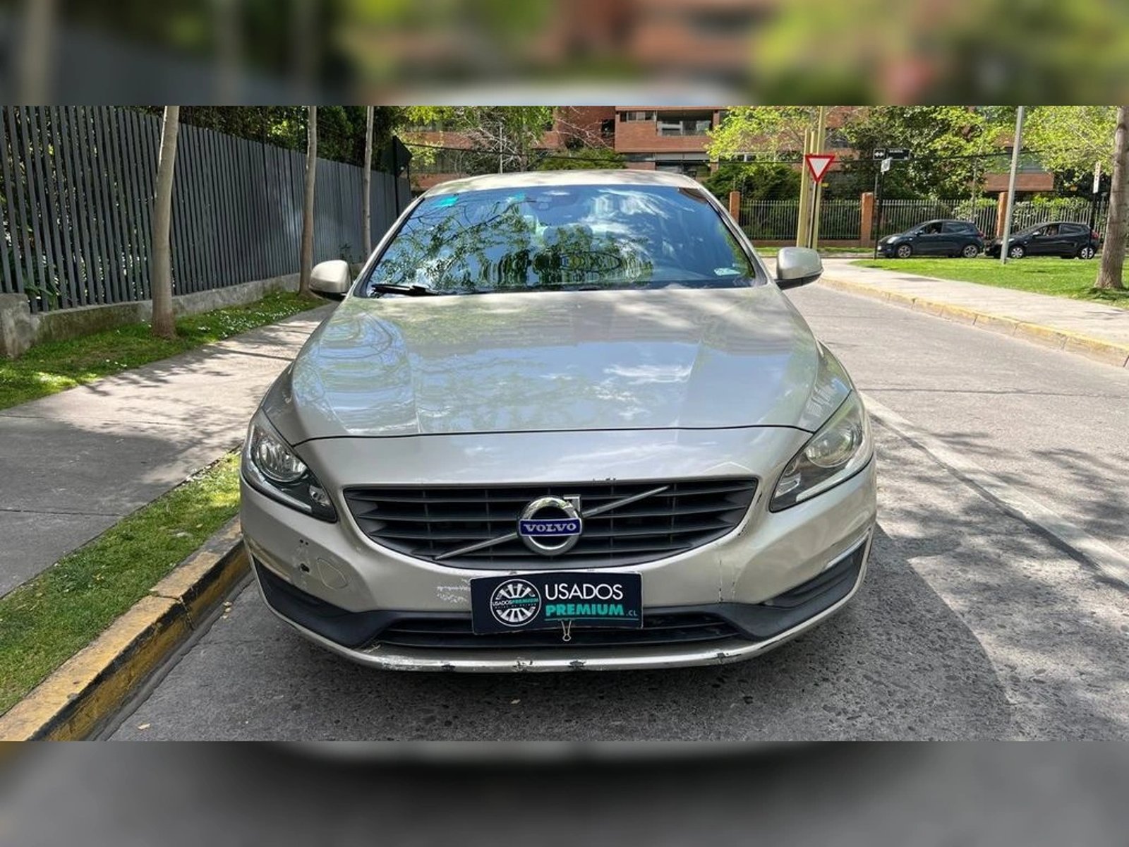 Volvo S60 2018 - Foto 2 de 15