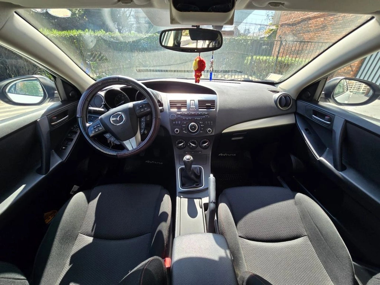 Mazda 3 SPORT 2014 - Imagen 10 de 17