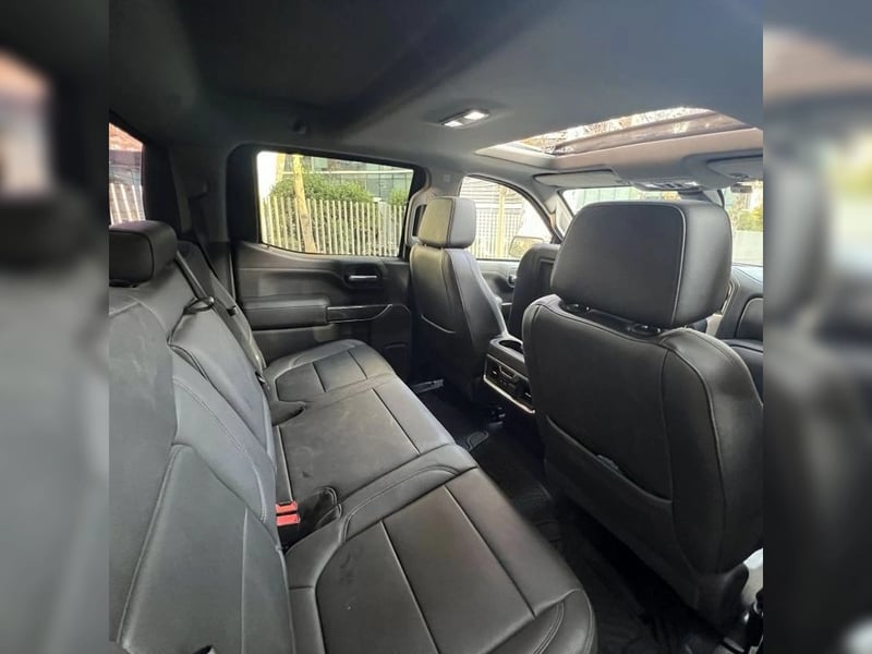 Chevrolet SILVERADO 2021 - Imagen 18 de 20