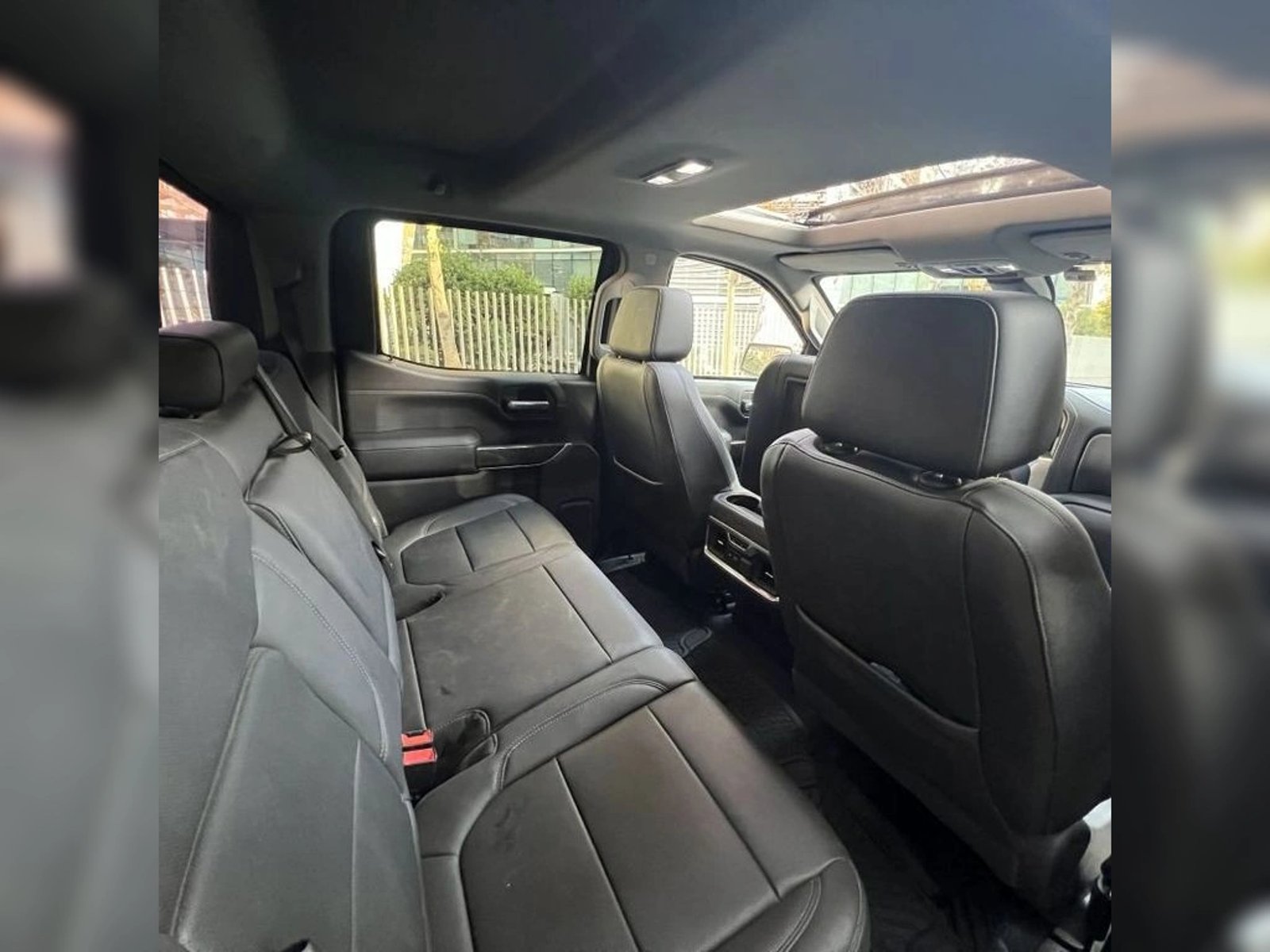 Chevrolet SILVERADO 2021 - Imagen 18 de 20