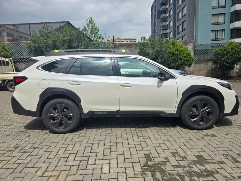 Subaru OUTBACK 2023 - Imagen 4 de 15