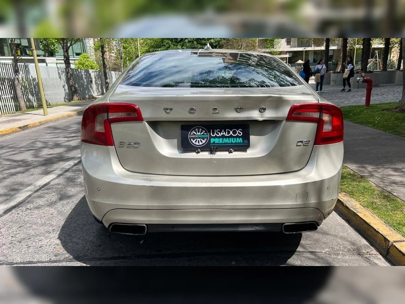Volvo S60 2018 - Imagen 6 de 15