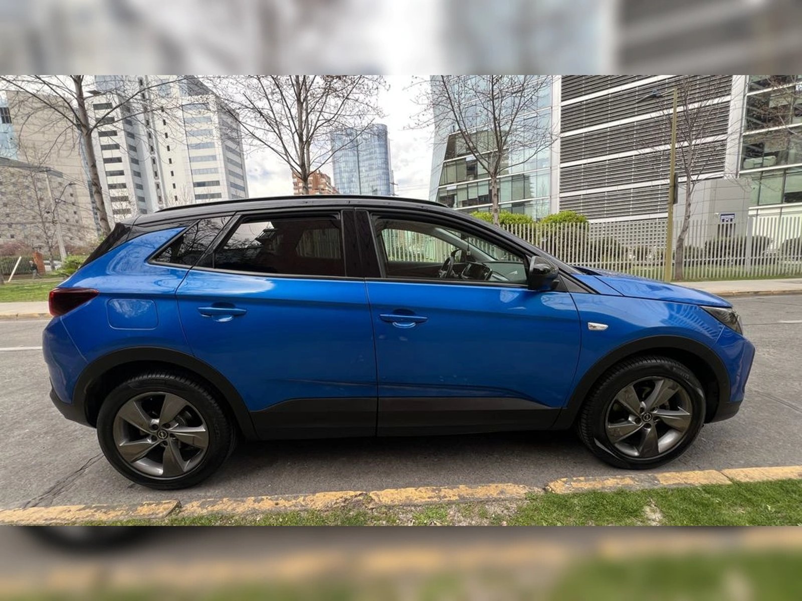 Opel GRANDLAND 2023 - Imagen 4 de 16