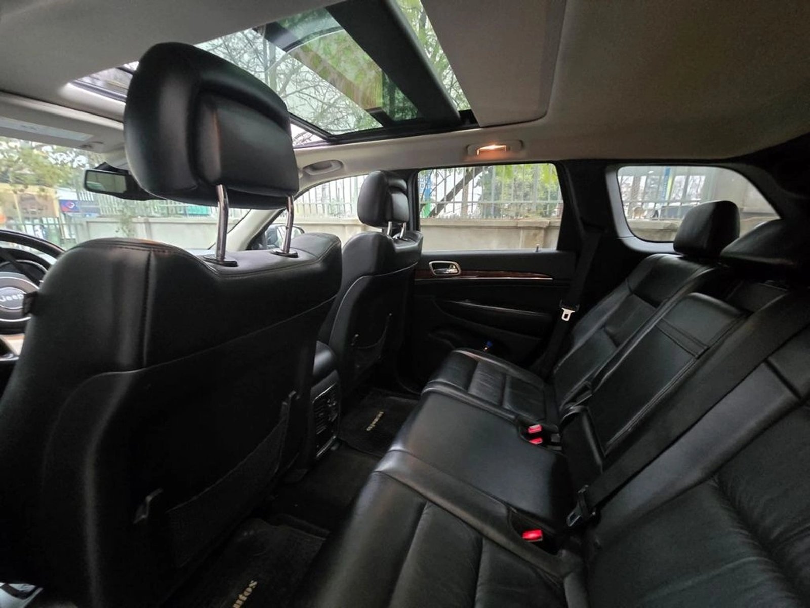 Jeep GRAND CHEROKEE 2013 - Imagen 15 de 20