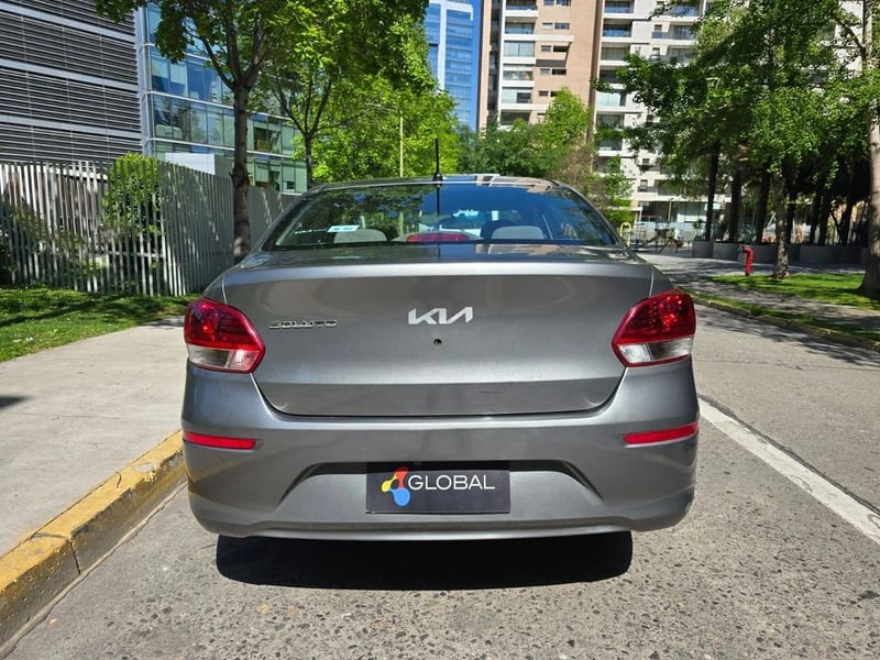 Kia SOLUTO 2023 - Imagen 6 de 15